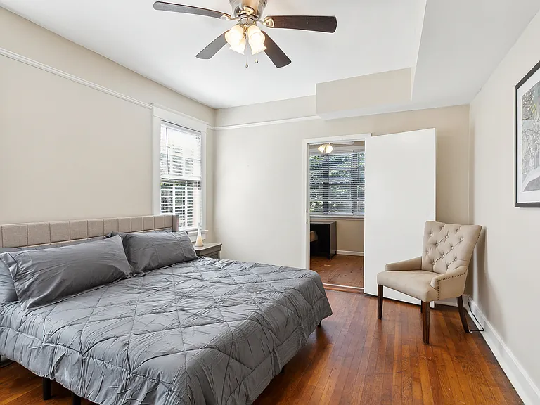 2209 Broadway St — Photo 14