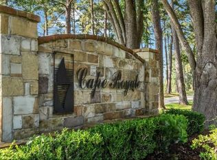 85 S Royale Greens Dr, Coldspring, TX 77331