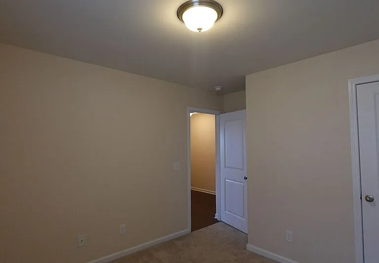 44 Hawkhorn Ct — Photo 14