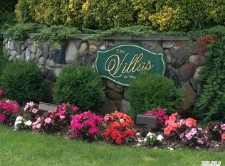 43 Villas Cir, Melville, NY 11747