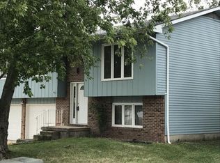 1574 E North Port Rd, Decatur, IL 62526