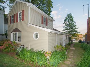 275 Gibson Rd, Pasadena, MD 21122