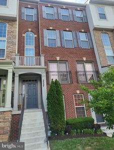 2527 Campus Way N #69, Lanham, MD, 20706