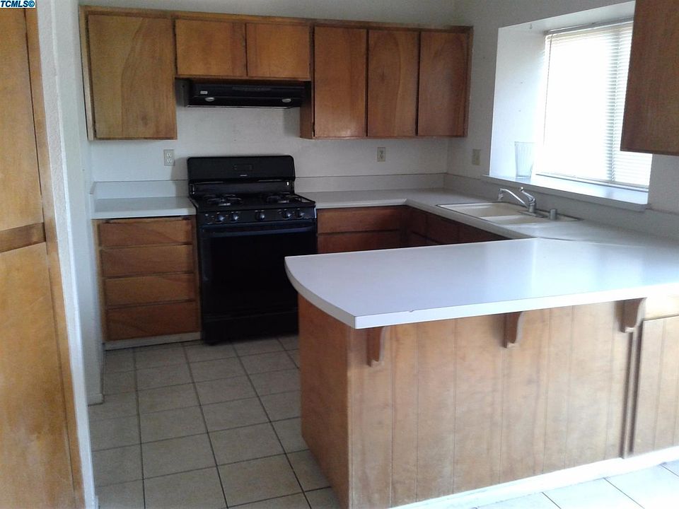 2nd image of 2337 E Parker Ct