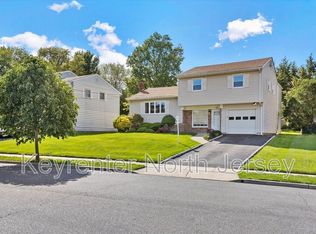 18 Abbe Ln, Clifton, NJ 07013