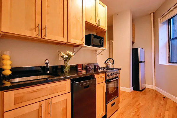 Rented by MetroNest | media 12