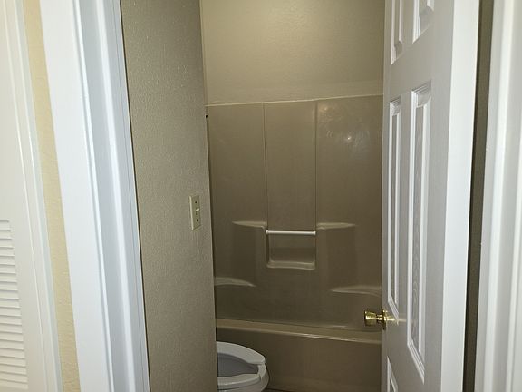5th image of 2120 Pearl St