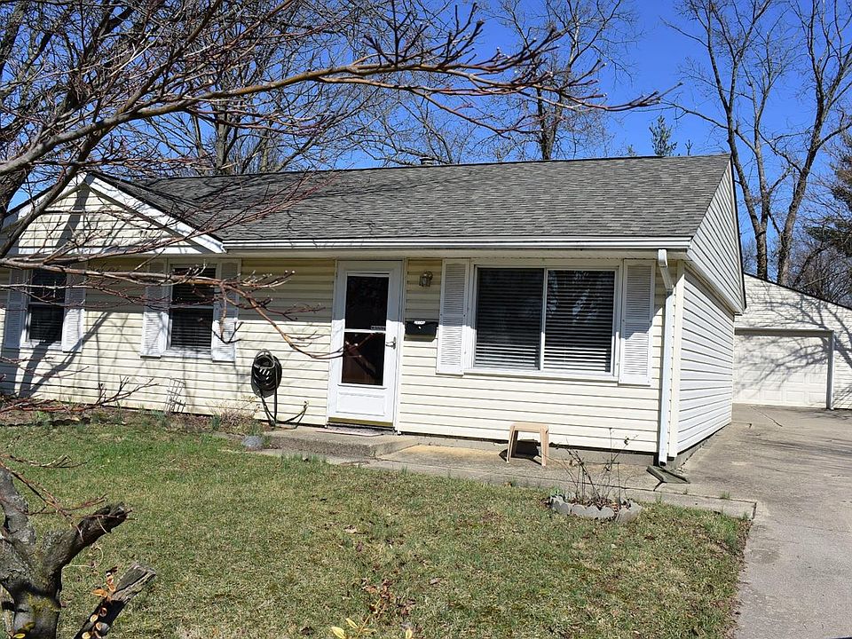 1st image of 10740 Lemarie Dr