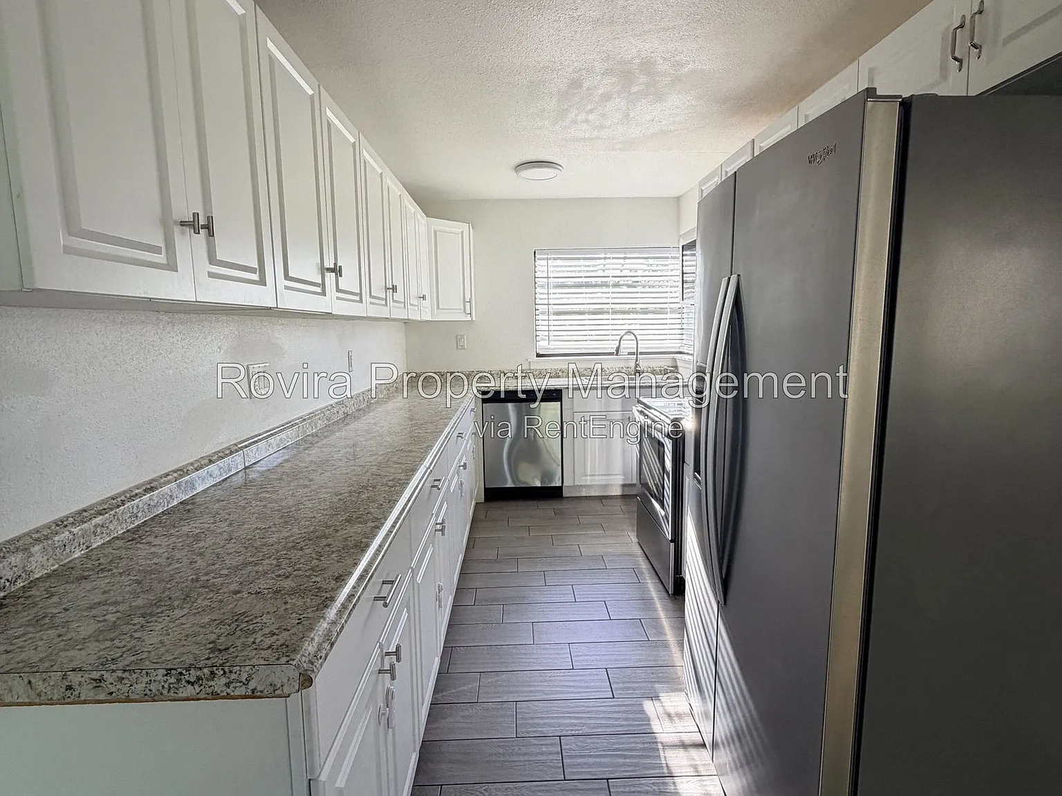 4 bed, 2.0 bath, 1668 sqft, $2,300 — Photo 4