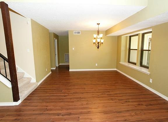 5th image of 8305 Loralinda Dr
