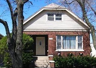 1st image of 5100 W Wellington Ave