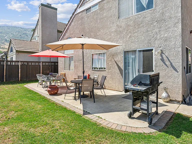 16230 Trailwinds Dr — Photo 22