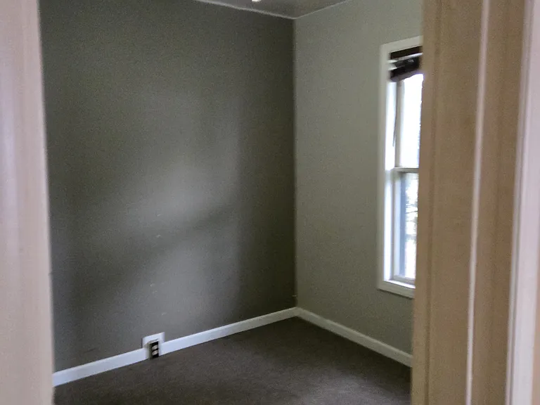 618 1/2 Fairmont Ave — Photo 12