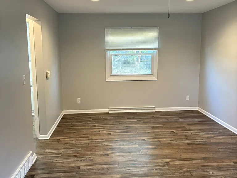 2617 Avalon Dr — Photo 3