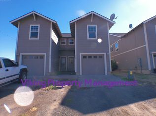 881 & 883 SW 2nd St #883, Madras, OR 97741