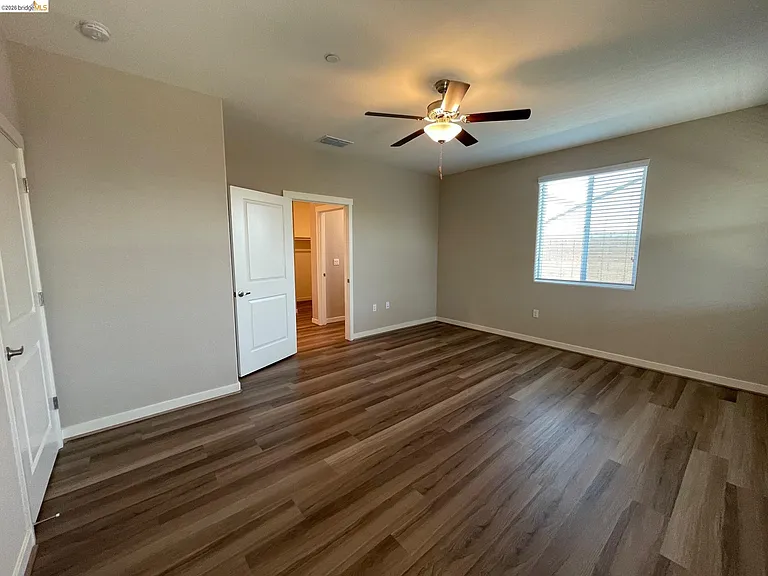 4395 Canada Way — Photo 26