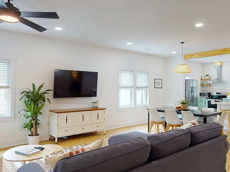 507 Bladen St — Photo 13