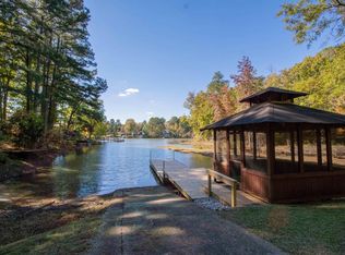 938 Blacksgate Rd E, Prosperity, SC 29127