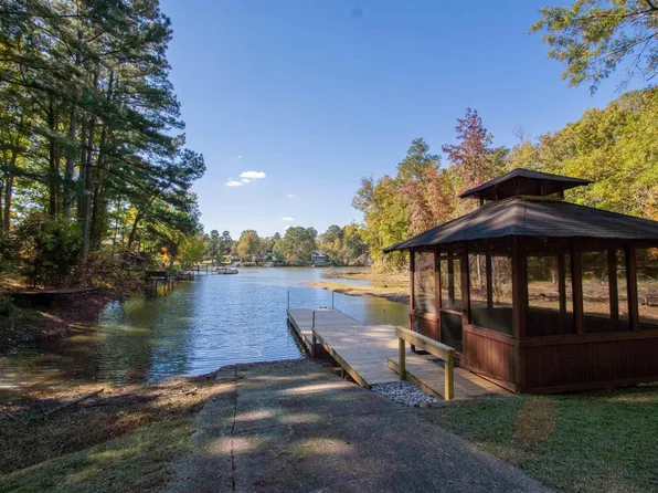 938 Blacksgate Rd E, Prosperity, SC 29127