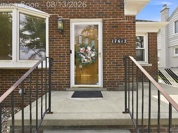 2nd image of 17612 Sprenger Ave