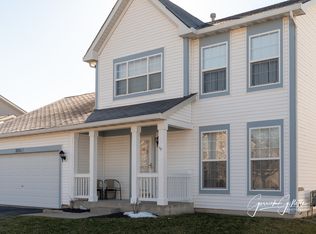 2831 Margaret Dr, Montgomery, IL 60538