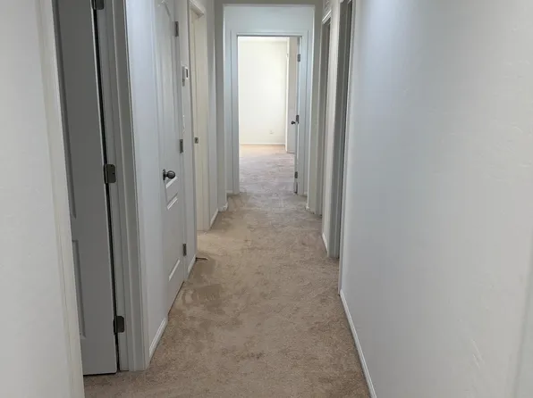 10743 Centerville Bay Ct, Las Vegas, NV 89179