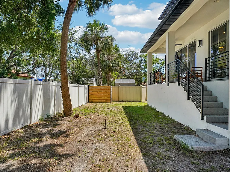 7302 S Elliott St — Photo 37