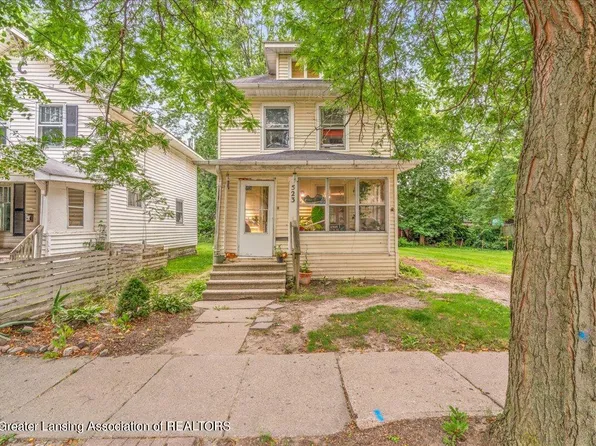 523 Clifford St, Lansing, MI 48912