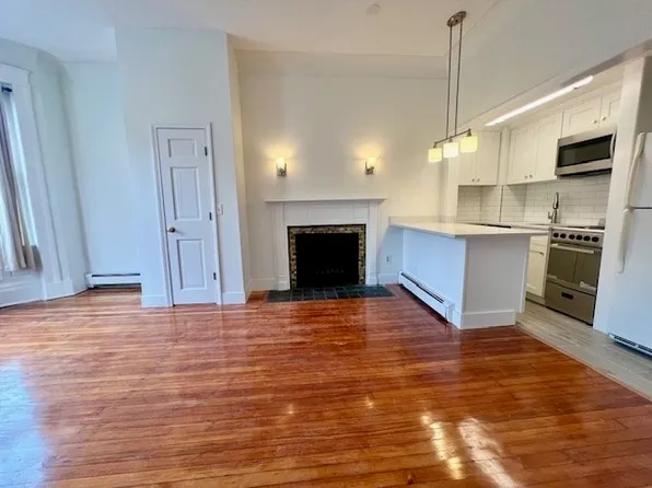 591 Beacon St APT 3, Boston, MA 02215