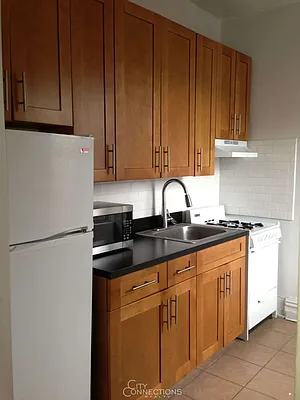 Rented by City Connections Realty | media 20