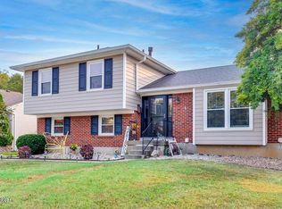 4406 Hunsinger Ln, Louisville, KY 40220