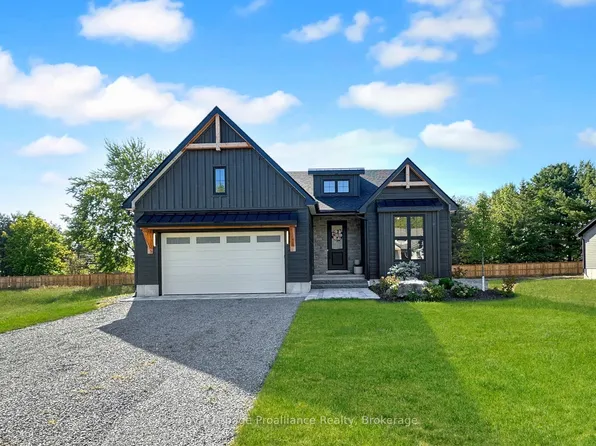 37 Deerview Dr, Quinte West, ON K8V 0L8