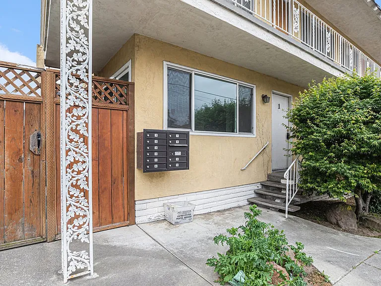 370 Santa Clara Ave #1 — Photo 6