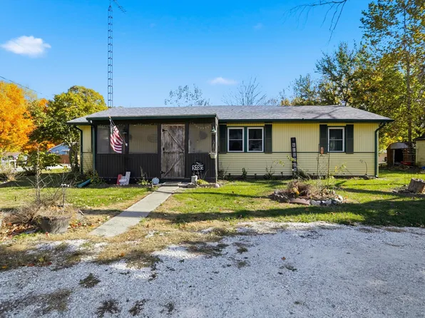 301 S Adams St, West Lebanon, IN 47991