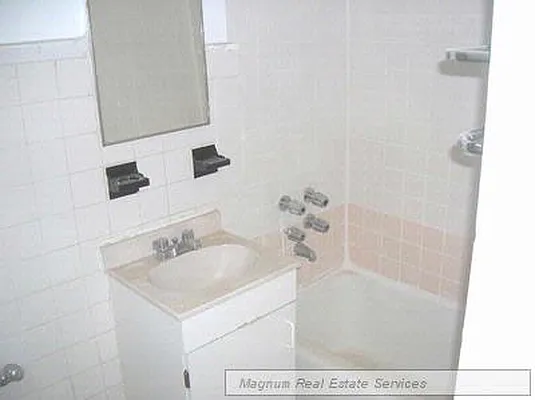 Rented by Magnum Realty Holdings, LLC | media 6