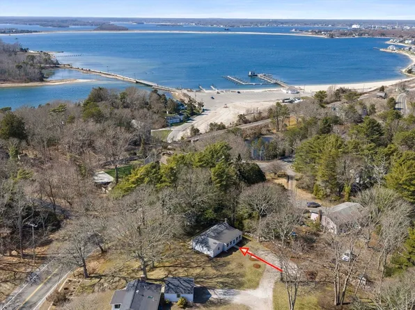 551 Shore Rd, Bourne, MA 02532