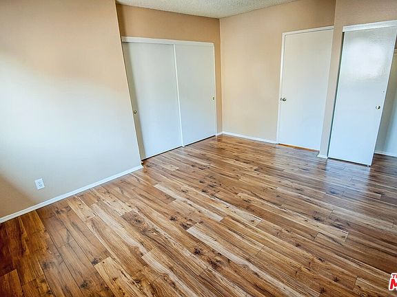 3rd image of 6736 Independence Ave #104