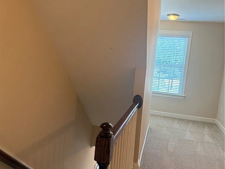 726 Century Dr — Photo 16