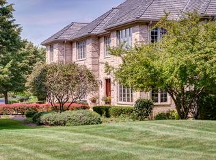 49 Candlewood Dr, North Barrington, IL