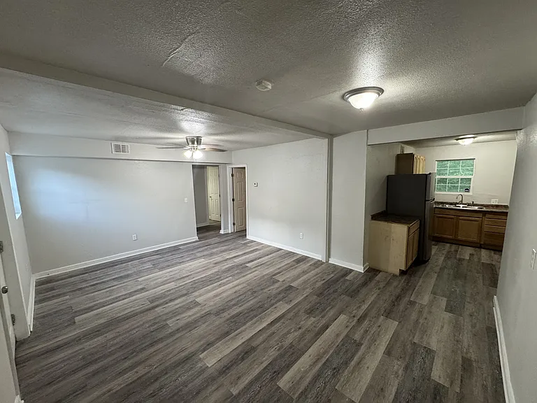 200B Wortham Dr — Photo 3