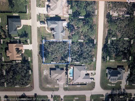 4th image of 906 Replica Ave
