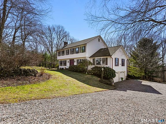 2nd image of 16 Timber Springs Road