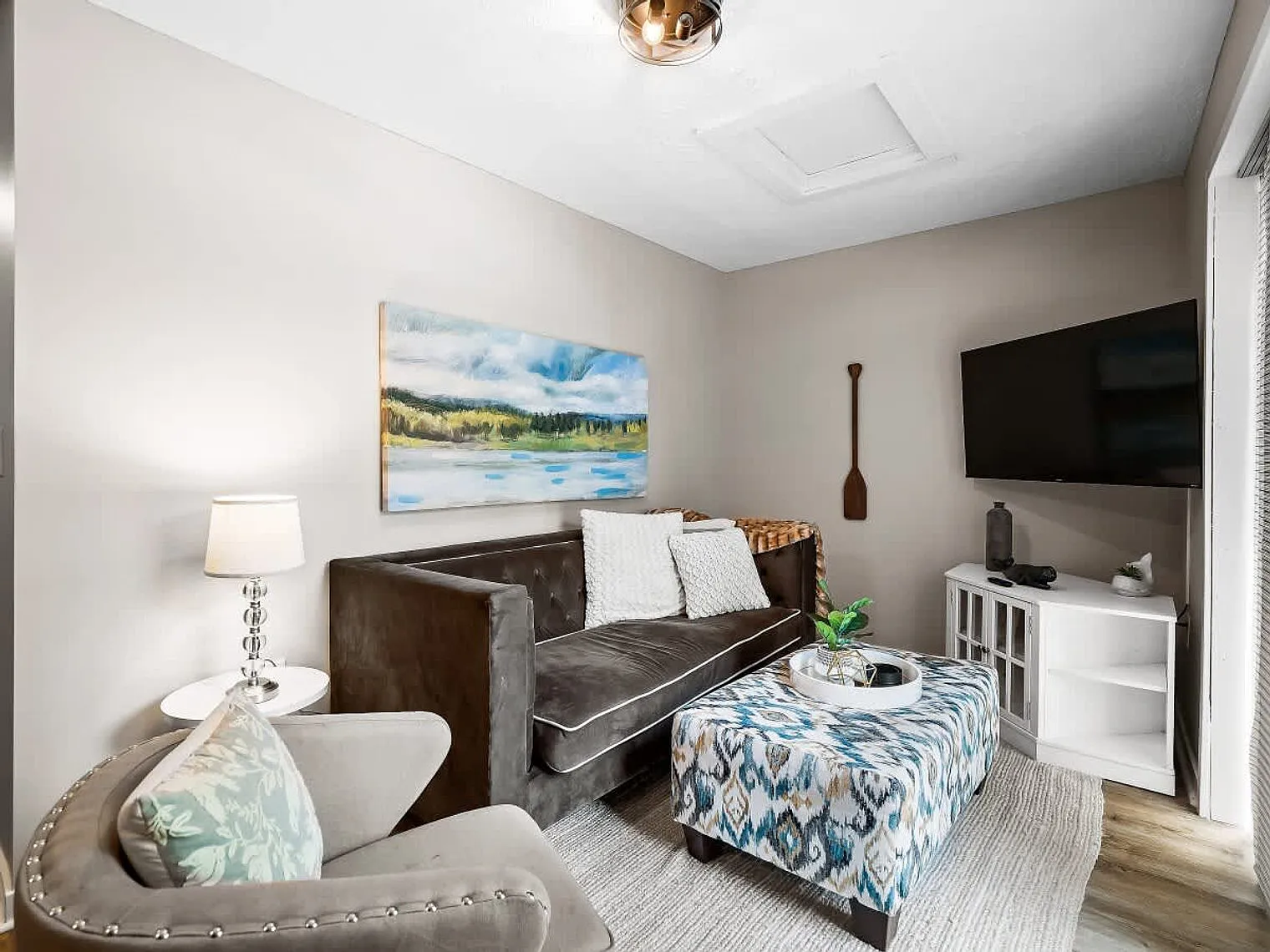 3 bed, 2.0 bath, $3,475 — Photo 2