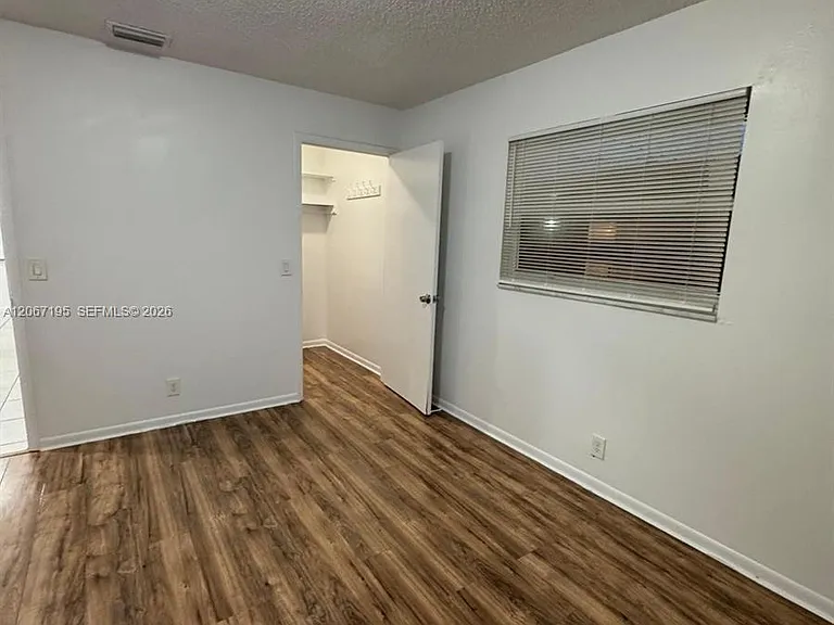 1746 3rd Ave N #2 — Photo 4