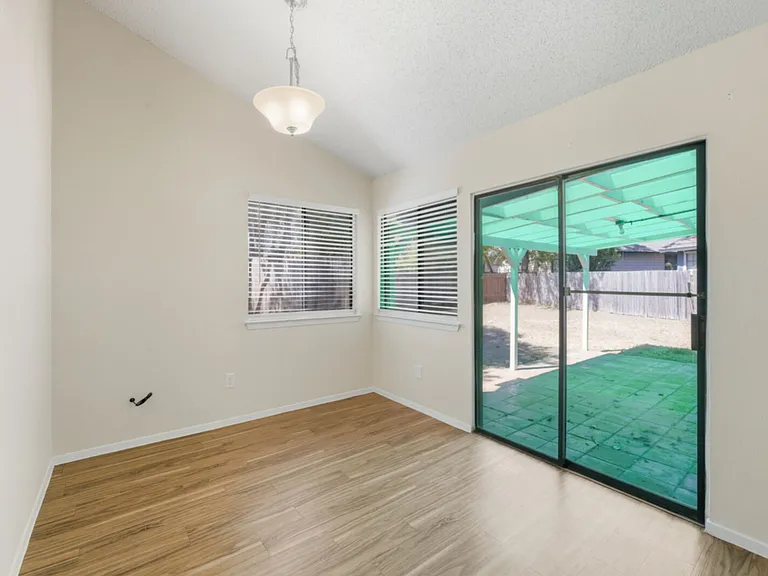 2602 Colquitt Cv #A — Photo 10