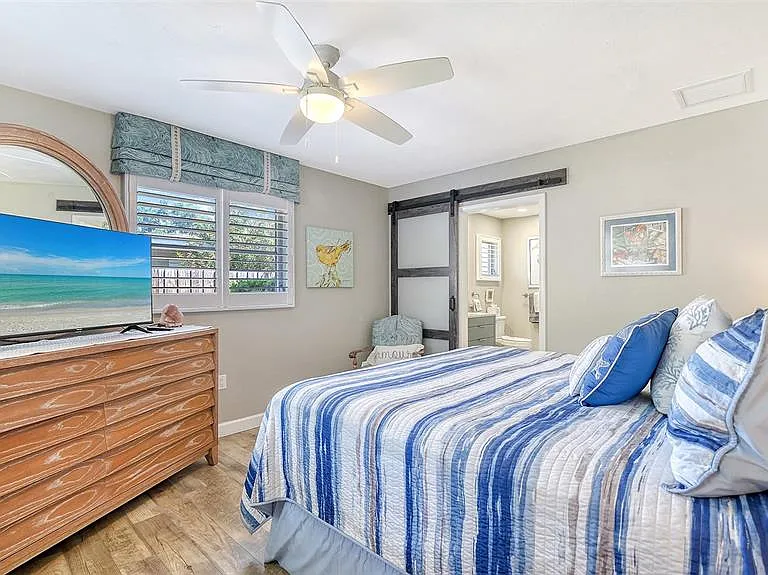 6758 S Lockwood Ridge Rd — Photo 32
