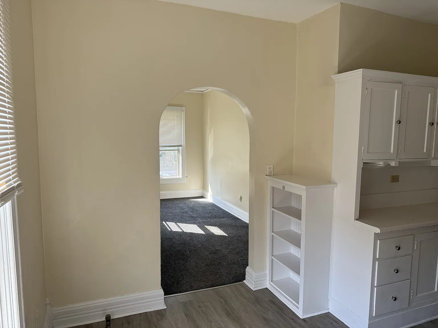 525 Dunbar Ave — Photo 4