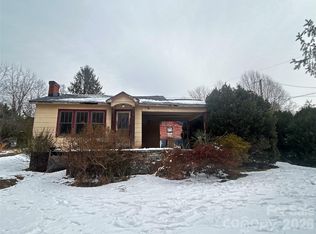 3370 Rocky Rd, Lenoir, NC 28645