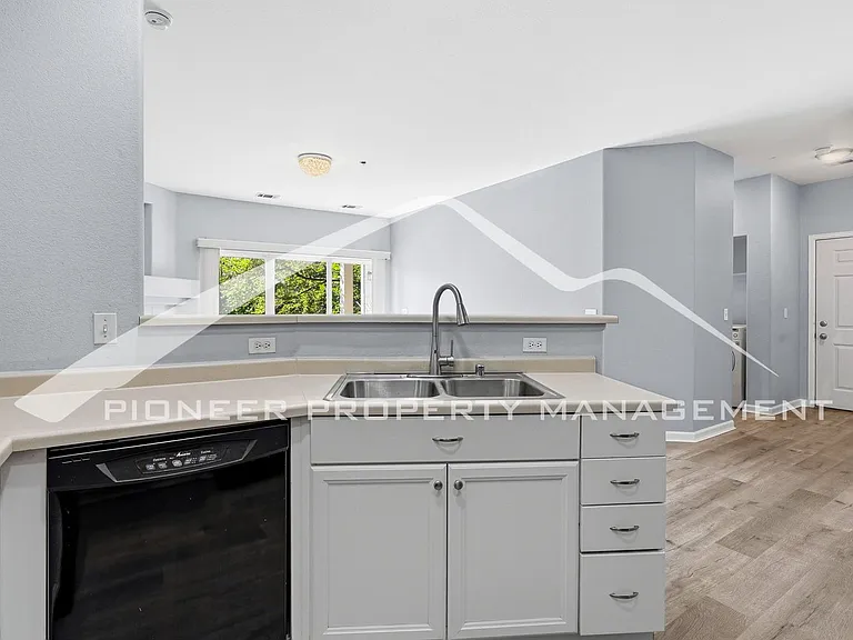 7355 S Alkire St #203 — Photo 8