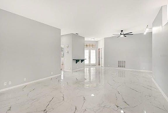 4th image of 5814 Fairwoods Cir